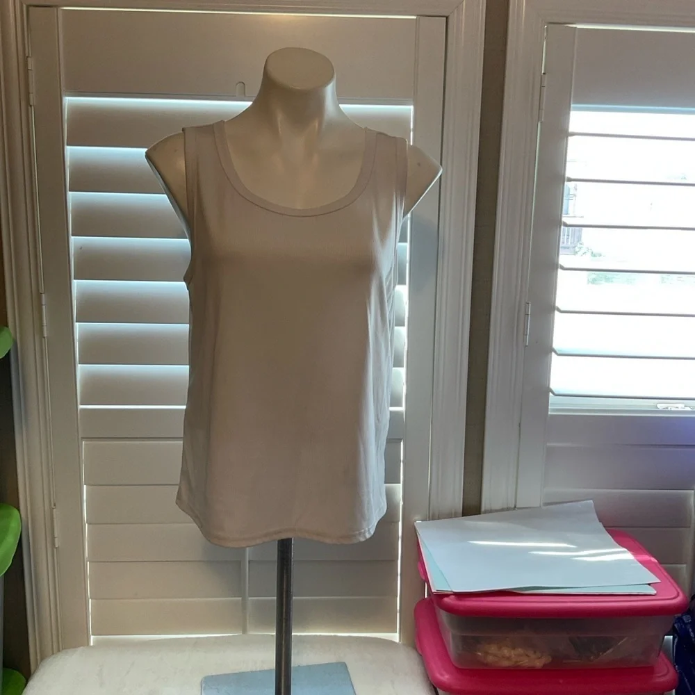 SHEIN Essential White Tank Top